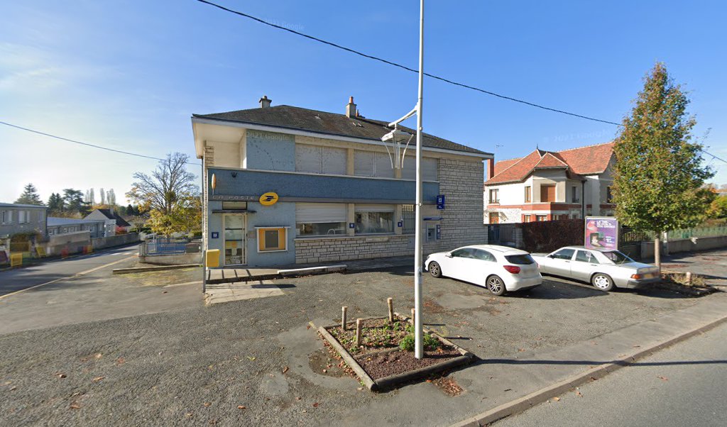 Retrouvez toutes les informations de contacts et horaires d&rsquo;ouverture pour La Poste CHATILLON SUR INDRE situé à Chatillon sur indre dans le département Indre (36). Pour effectuer envoyer vos colis (colissimo, chronopost, suivi colis), une gestion bancaire (banque postal, French [&hellip;]