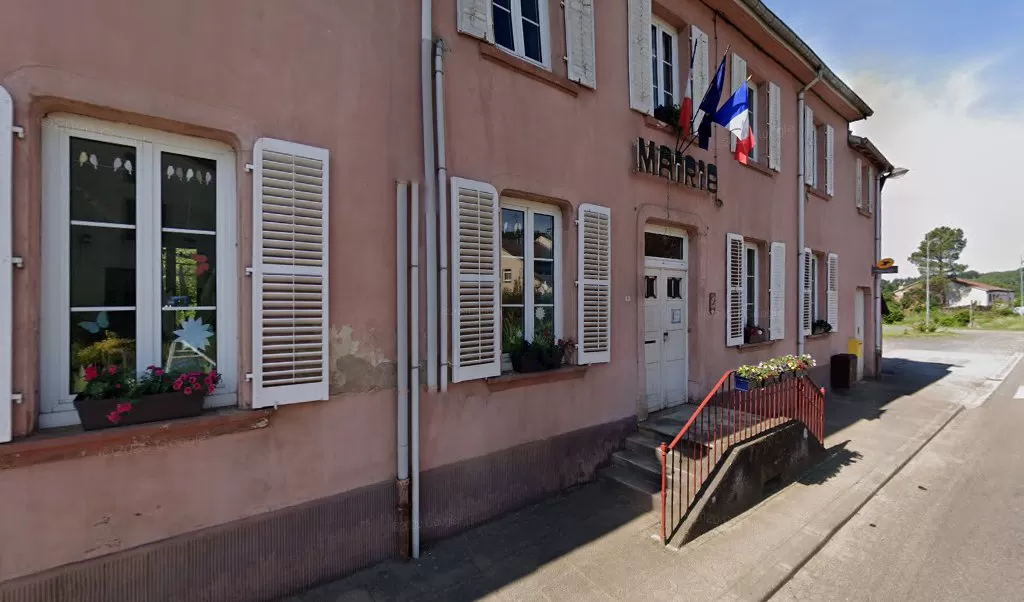 Retrouvez toutes les informations de contacts et horaires d&rsquo;ouverture pour La Poste Agence Communale DENIPAIRE Mairie situé à Denipaire dans le département Vosges (88). Pour effectuer envoyer vos colis (colissimo, chronopost, suivi colis), une gestion bancaire (banque postal, French Bank), [&hellip;]