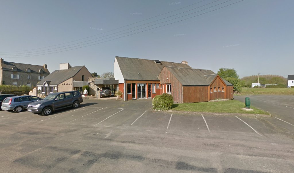 Retrouvez toutes les informations de contacts et horaires d&rsquo;ouverture pour La Poste Agence Communale ST POTAN Mairie situé à St potan dans le département Côtes d&rsquo;Armor (22). Pour effectuer envoyer vos colis (colissimo, chronopost, suivi colis), une gestion bancaire (banque [&hellip;]