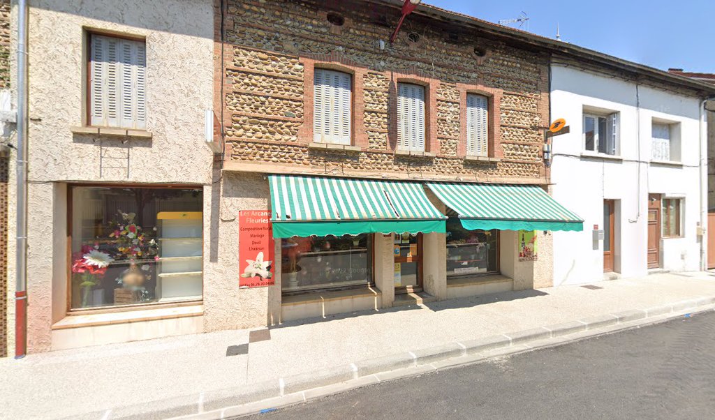 Retrouvez toutes les informations de contacts et horaires d&rsquo;ouverture pour Relais Pickup LES ARCANES FLEURIES situé à St simeon de bressieux dans le département Isère (38). Pour effectuer envoyer vos colis (colissimo, chronopost, suivi colis), une gestion bancaire (banque postal, [&hellip;]