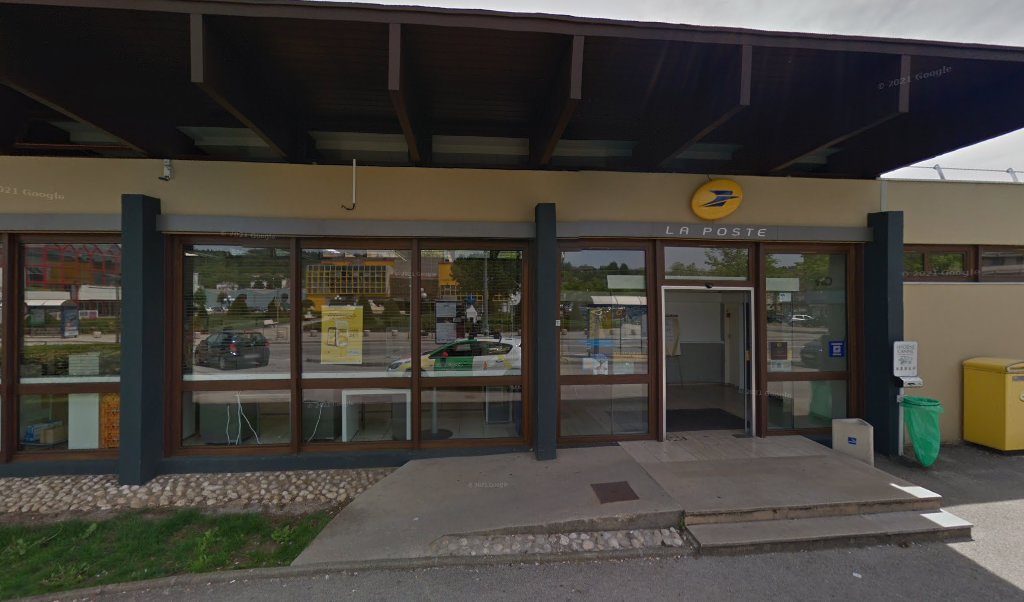 Retrouvez toutes les informations de contacts et horaires d&rsquo;ouverture pour La Poste Espace Clients Pro OYONNAX PPDC situé à Oyonnax dans le département Ain (01). Pour effectuer envoyer vos colis (colissimo, chronopost, suivi colis), une gestion bancaire (banque postal, French [&hellip;]