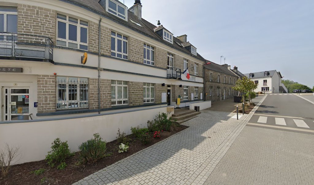 Retrouvez toutes les informations de contacts et horaires d&rsquo;ouverture pour La Poste PLOURAY situé à Plouray dans le département Morbihan (56). Pour effectuer envoyer vos colis (colissimo, chronopost, suivi colis), une gestion bancaire (banque postal, French Bank), votre courrier (suivi [&hellip;]