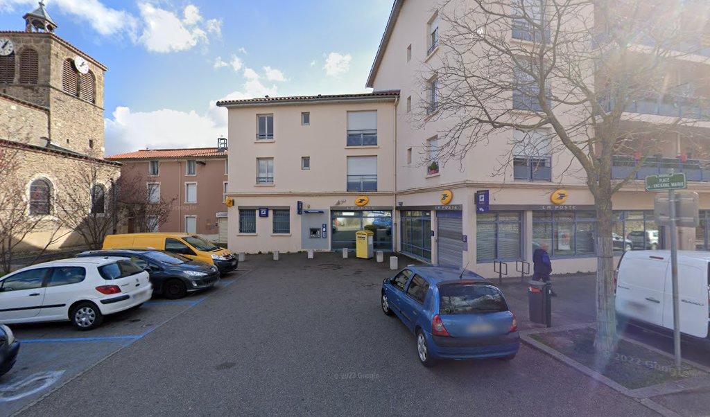 Retrouvez toutes les informations de contacts et horaires d&rsquo;ouverture pour La Poste GRIGNY situé à Grigny dans le département Rhône (69). Pour effectuer envoyer vos colis (colissimo, chronopost, suivi colis), une gestion bancaire (banque postal, French Bank), votre courrier (suivi [&hellip;]