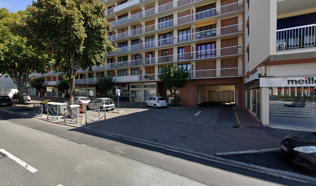 Retrouvez toutes les informations de contacts et horaires d&rsquo;ouverture pour Relais Pickup ASSAPED FRANCE situé à Chaville dans le département Hauts-de-Seine (92). Pour effectuer envoyer vos colis (colissimo, chronopost, suivi colis), une gestion bancaire (banque postal, French Bank), votre courrier [&hellip;]