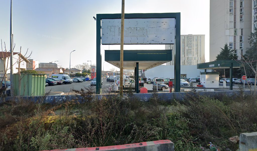 Retrouvez toutes les informations de contacts et horaires d&rsquo;ouverture pour Relais Pickup CASINO SUPERMARCHE situé à Bron dans le département Rhône (69). Pour effectuer envoyer vos colis (colissimo, chronopost, suivi colis), une gestion bancaire (banque postal, French Bank), votre courrier [&hellip;]
