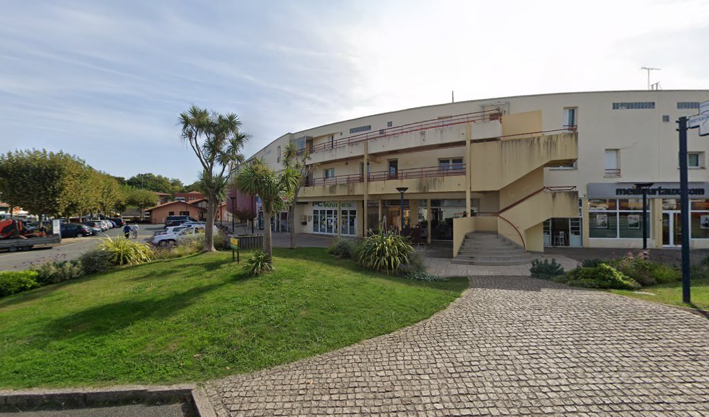 Retrouvez toutes les informations de contacts et horaires d&rsquo;ouverture pour Relais Pickup PC LANDES situé à Ondres dans le département Landes (40). Pour effectuer envoyer vos colis (colissimo, chronopost, suivi colis), une gestion bancaire (banque postal, French Bank), votre courrier [&hellip;]