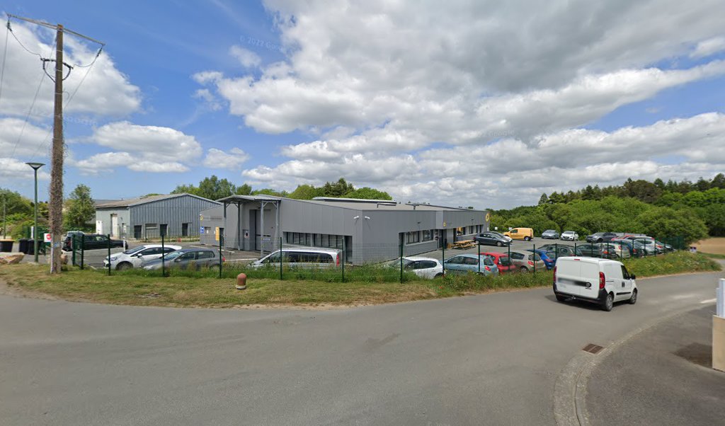 Retrouvez toutes les informations de contacts et horaires d&rsquo;ouverture pour Relais Pickup LA POSTE CARREPRO PLEUVEN situé à Pleuven dans le département Finistère (29). Pour effectuer envoyer vos colis (colissimo, chronopost, suivi colis), une gestion bancaire (banque postal, French Bank), [&hellip;]