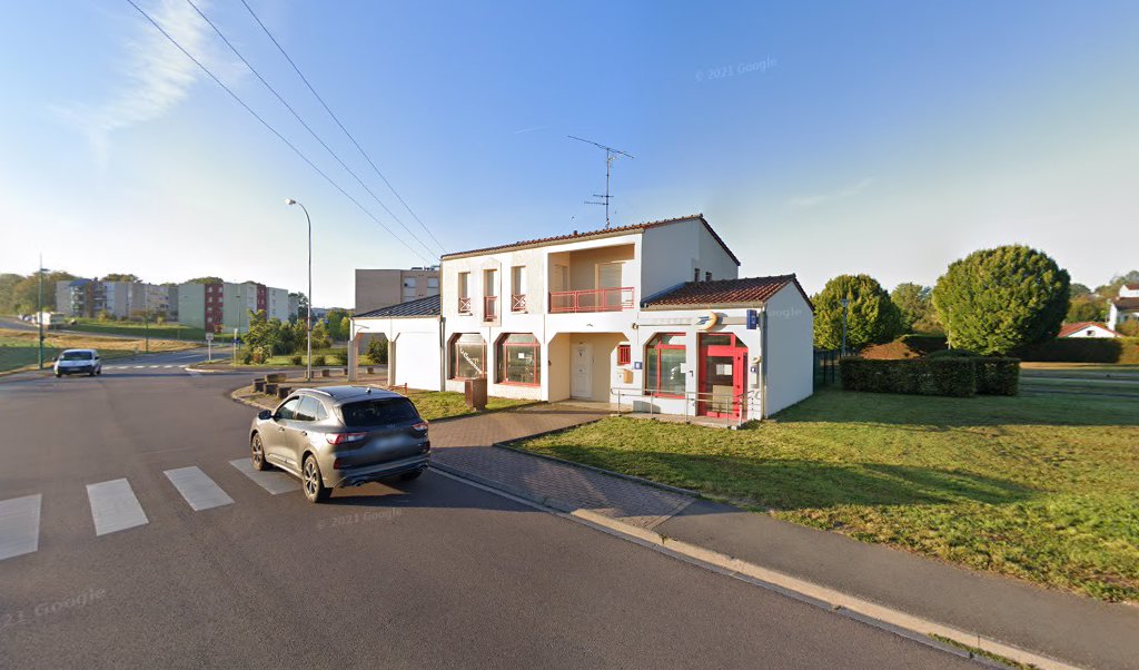 Retrouvez toutes les informations de contacts et horaires d&rsquo;ouverture pour La Poste VERDUN SCHWEITZER situé à Verdun dans le département Meuse (55). Pour effectuer envoyer vos colis (colissimo, chronopost, suivi colis), une gestion bancaire (banque postal, French Bank), votre courrier [&hellip;]