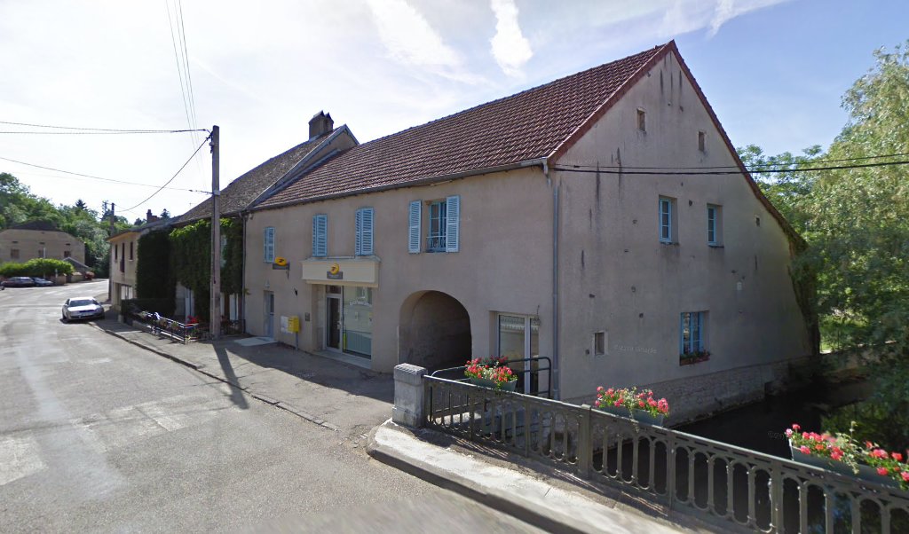 Retrouvez toutes les informations de contacts et horaires d&rsquo;ouverture pour La Poste Agence Communale BUCEY LES GY Mairie situé à Bucey les gy dans le département Haute-Saône (70). Pour effectuer envoyer vos colis (colissimo, chronopost, suivi colis), une gestion bancaire [&hellip;]
