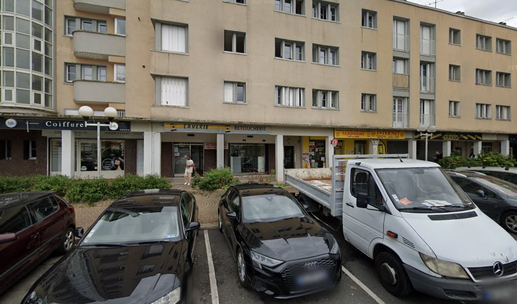 Retrouvez toutes les informations de contacts et horaires d&rsquo;ouverture pour Relais Pickup TAXIPHONE situé à Chatenay malabry dans le département Hauts-de-Seine (92). Pour effectuer envoyer vos colis (colissimo, chronopost, suivi colis), une gestion bancaire (banque postal, French Bank), votre courrier [&hellip;]