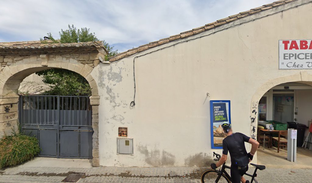 Retrouvez toutes les informations de contacts et horaires d&rsquo;ouverture pour La Poste Relais VILLETELLE Buraliste situé à Villetelle dans le département Hérault (34). Pour effectuer envoyer vos colis (colissimo, chronopost, suivi colis), une gestion bancaire (banque postal, French Bank), votre [&hellip;]