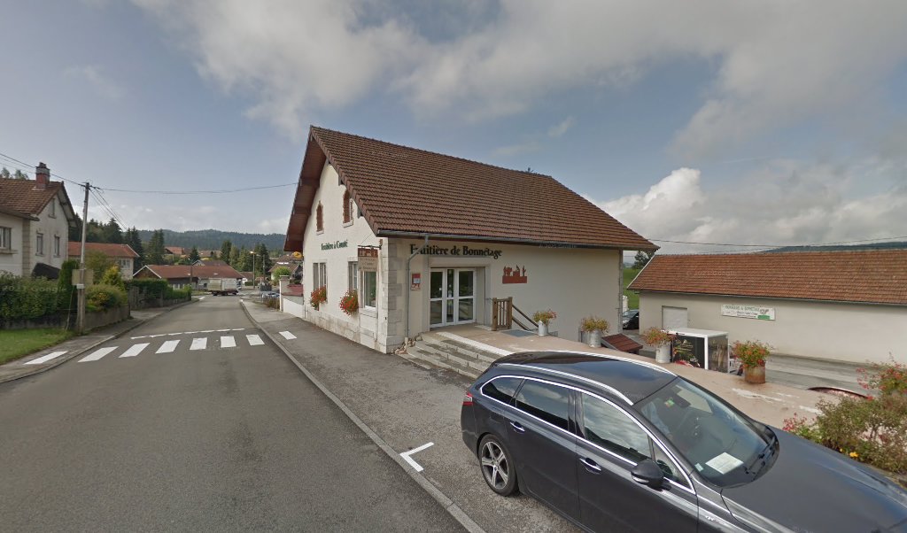 Retrouvez toutes les informations de contacts et horaires d&rsquo;ouverture pour La Poste Relais BONNETAGE situé à Bonnetage dans le département Doubs (25). Pour effectuer envoyer vos colis (colissimo, chronopost, suivi colis), une gestion bancaire (banque postal, French Bank), votre courrier [&hellip;]