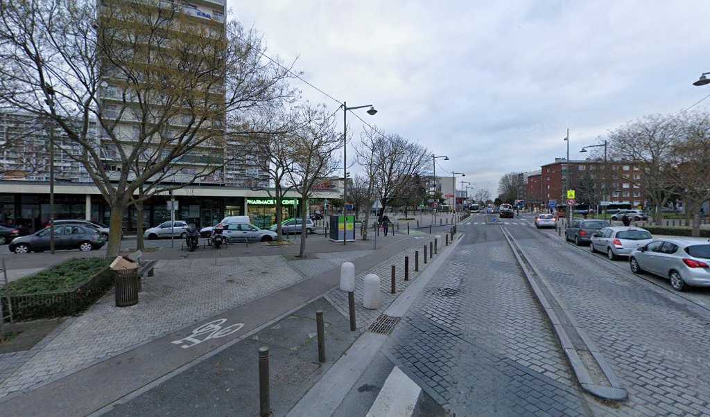 Retrouvez toutes les informations de contacts et horaires d&rsquo;ouverture pour La Poste LA COURNEUVE OUEST situé à La courneuve dans le département Seine-Saint-Denis (93). Pour effectuer envoyer vos colis (colissimo, chronopost, suivi colis), une gestion bancaire (banque postal, French Bank), [&hellip;]