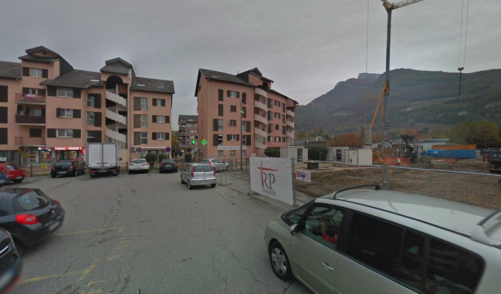 Retrouvez toutes les informations de contacts et horaires d&rsquo;ouverture pour Relais Pickup CARREFOUR EXPRESS ST ALBAN LEYSSE situé à St alban leysse dans le département Savoie (73). Pour effectuer envoyer vos colis (colissimo, chronopost, suivi colis), une gestion bancaire (banque [&hellip;]