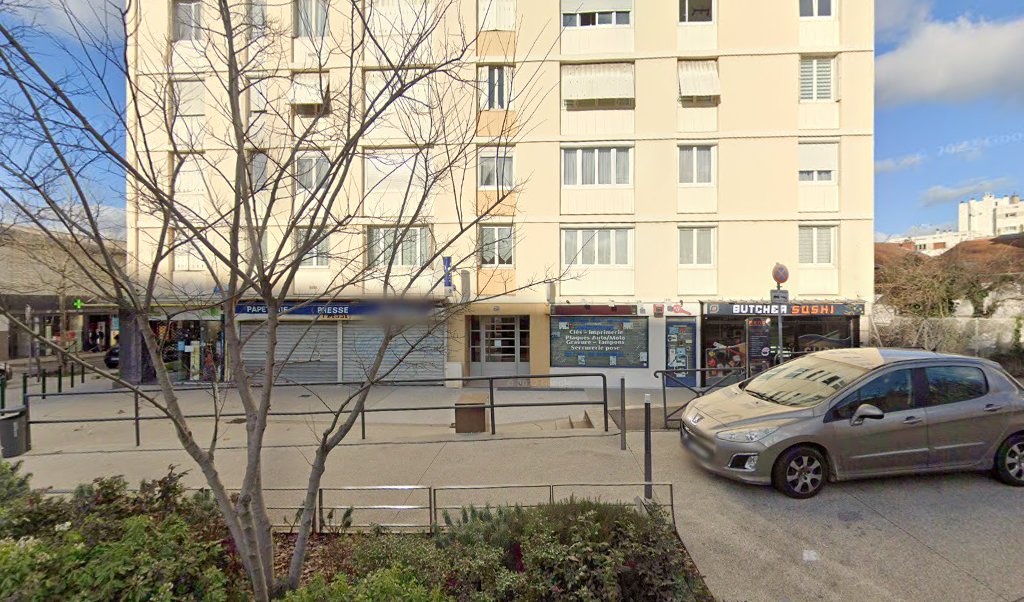Retrouvez toutes les informations de contacts et horaires d&rsquo;ouverture pour Relais Pickup CUSSET OPTIQUE situé à Villeurbanne dans le département Rhône (69). Pour effectuer envoyer vos colis (colissimo, chronopost, suivi colis), une gestion bancaire (banque postal, French Bank), votre courrier [&hellip;]