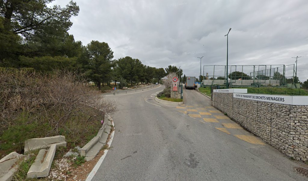 Retrouvez toutes les informations de contacts et horaires d&rsquo;ouverture pour Relais Pickup LA POSTE CARREPRO LA CIOTAT situé à La ciotat dans le département Bouches-du-Rhône (13). Pour effectuer envoyer vos colis (colissimo, chronopost, suivi colis), une gestion bancaire (banque postal, [&hellip;]
