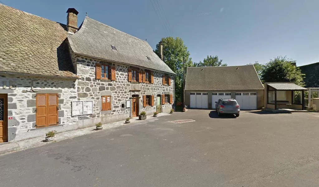 Retrouvez toutes les informations de contacts et horaires d&rsquo;ouverture pour La Poste Relais NEUVEGLISE SUR TRUYERE ORADOUR situé à Neuveglise sur truyere dans le département Cantal (15). Pour effectuer envoyer vos colis (colissimo, chronopost, suivi colis), une gestion bancaire (banque [&hellip;]