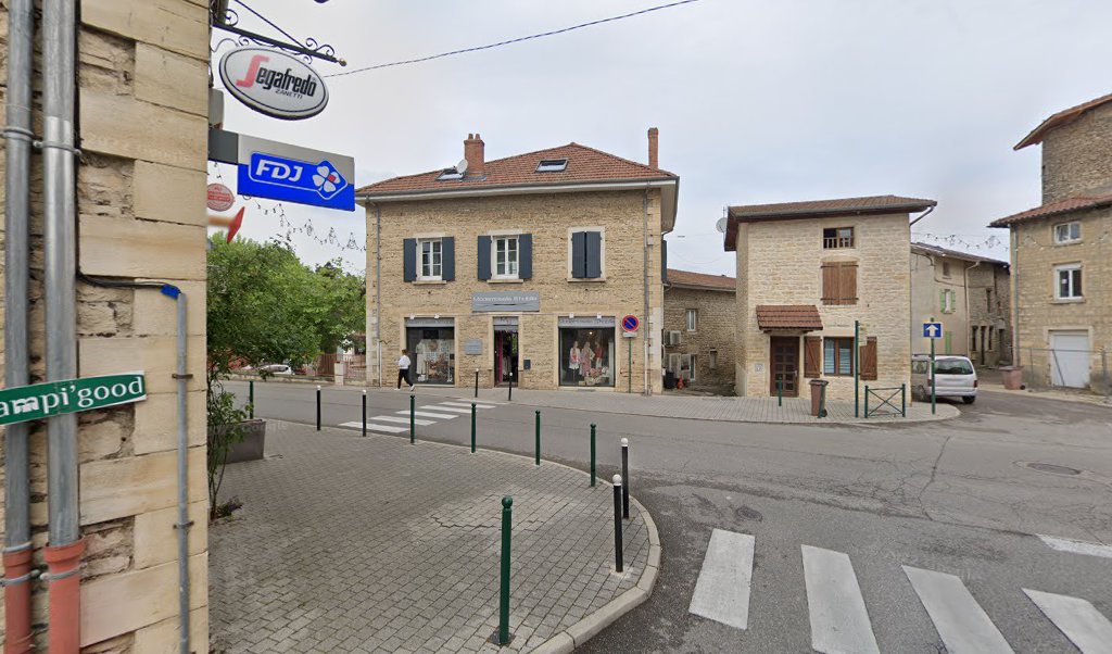 Retrouvez toutes les informations de contacts et horaires d&rsquo;ouverture pour Relais Pickup MADEMOISELLE S HABILLE situé à Saint alban de roche dans le département Isère (38). Pour effectuer envoyer vos colis (colissimo, chronopost, suivi colis), une gestion bancaire (banque postal, [&hellip;]