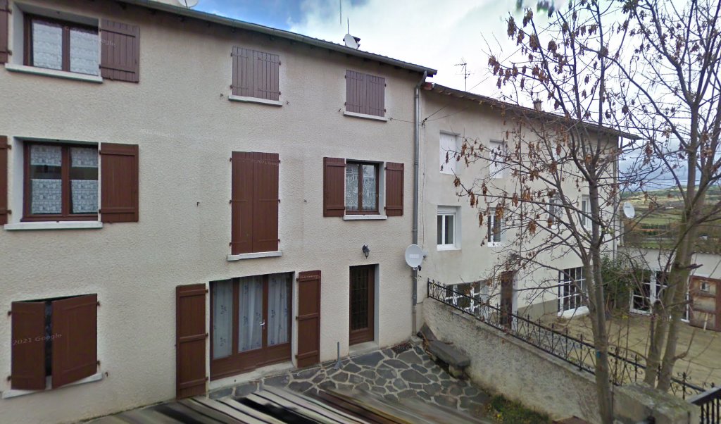 Retrouvez toutes les informations de contacts et horaires d&rsquo;ouverture pour La Poste Agence Communale LANTRIAC MAIRIE situé à Lantriac dans le département Haute-Loire (43). Pour effectuer envoyer vos colis (colissimo, chronopost, suivi colis), une gestion bancaire (banque postal, French Bank), [&hellip;]