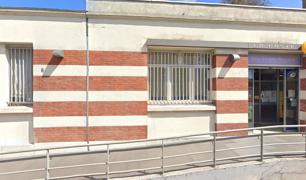 Retrouvez toutes les informations de contacts et horaires d&rsquo;ouverture pour La Poste LIVRY GARGAN PRINCIPAL situé à Livry gargan dans le département Seine-Saint-Denis (93). Pour effectuer envoyer vos colis (colissimo, chronopost, suivi colis), une gestion bancaire (banque postal, French Bank), [&hellip;]