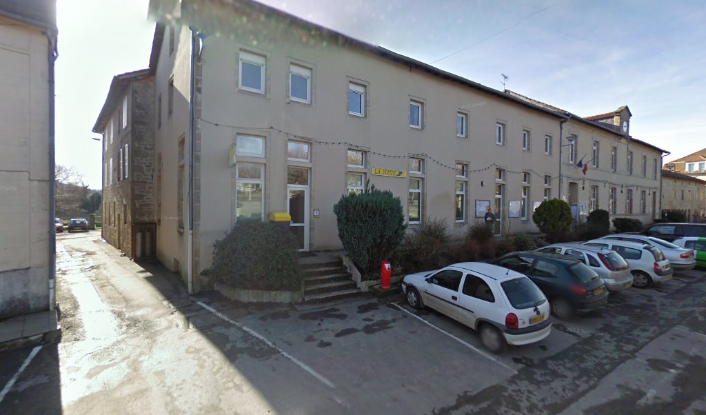 Retrouvez toutes les informations de contacts et horaires d&rsquo;ouverture pour La Poste SOUSCEYRAC situé à Sousceyrac en quercy dans le département Lot (46). Pour effectuer envoyer vos colis (colissimo, chronopost, suivi colis), une gestion bancaire (banque postal, French Bank), votre [&hellip;]