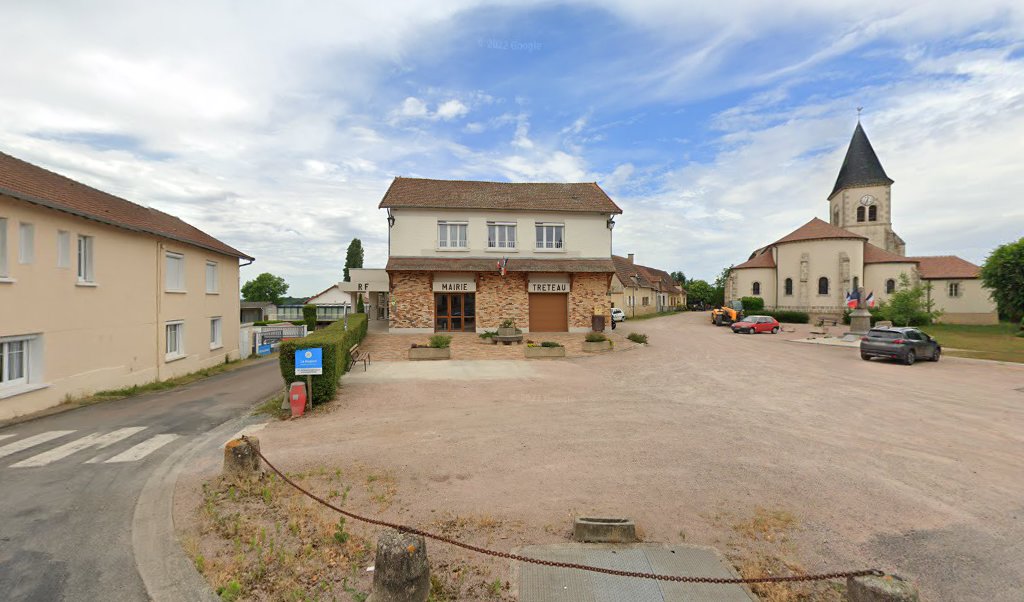 Retrouvez toutes les informations de contacts et horaires d&rsquo;ouverture pour La Poste Agence Communale TRETEAU Mairie situé à Treteau dans le département Allier (03). Pour effectuer envoyer vos colis (colissimo, chronopost, suivi colis), une gestion bancaire (banque postal, French Bank), [&hellip;]