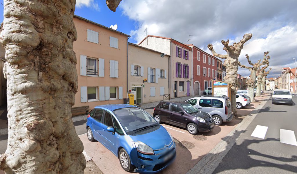 Retrouvez toutes les informations de contacts et horaires d&rsquo;ouverture pour La Poste Agence Communale LE BREUIL SUR COUZE Mairie situé à Le breuil sur couze dans le département Puy-de-Dôme (63). Pour effectuer envoyer vos colis (colissimo, chronopost, suivi colis), une [&hellip;]