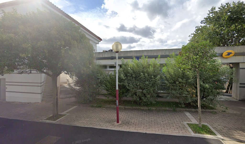 Retrouvez toutes les informations de contacts et horaires d&rsquo;ouverture pour La Poste SAINT JEAN DE VEDAS situé à St jean de vedas dans le département Hérault (34). Pour effectuer envoyer vos colis (colissimo, chronopost, suivi colis), une gestion bancaire (banque [&hellip;]