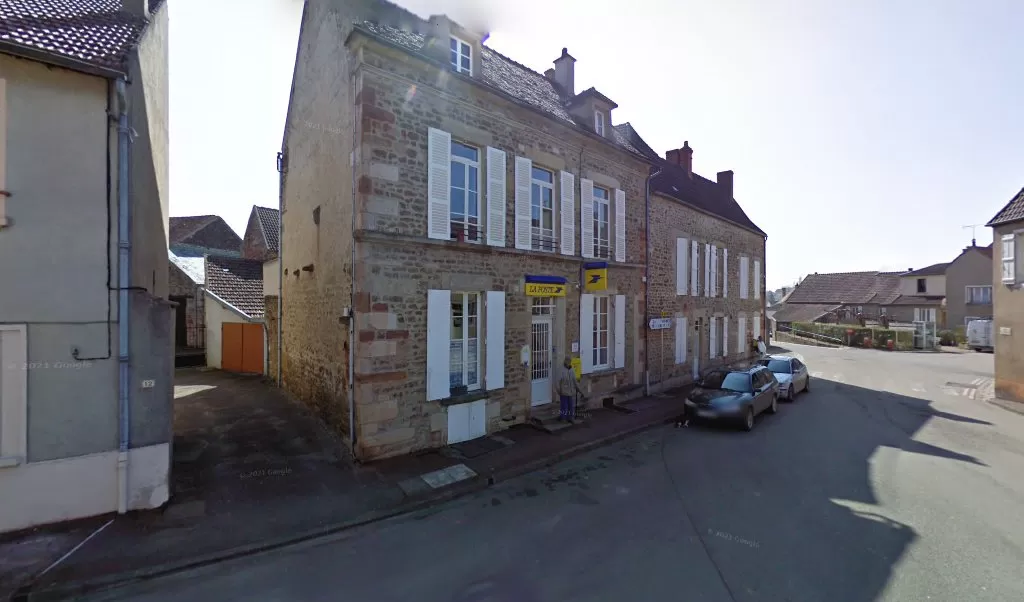 Retrouvez toutes les informations de contacts et horaires d&rsquo;ouverture pour La Poste Agence Communale GUILLON Mairie situé à Guillon dans le département Yonne (89). Pour effectuer envoyer vos colis (colissimo, chronopost, suivi colis), une gestion bancaire (banque postal, French Bank), [&hellip;]