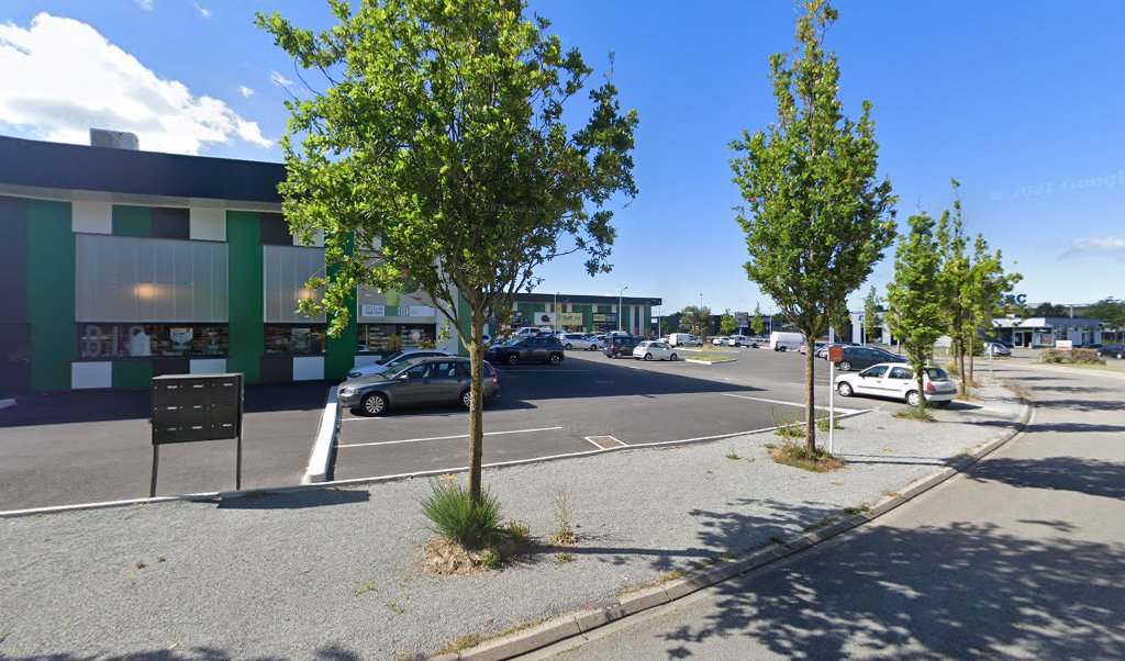 Retrouvez toutes les informations de contacts et horaires d&rsquo;ouverture pour Relais Pickup LA CAVE DU BONHEUR situé à St brevin les pins dans le département Loire-Atlantique (44). Pour effectuer envoyer vos colis (colissimo, chronopost, suivi colis), une gestion bancaire (banque [&hellip;]