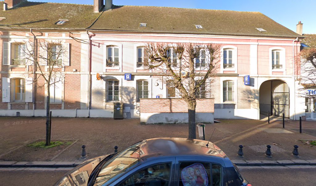 Retrouvez toutes les informations de contacts et horaires d&rsquo;ouverture pour La Poste NOAILLES situé à Noailles dans le département Oise (60). Pour effectuer envoyer vos colis (colissimo, chronopost, suivi colis), une gestion bancaire (banque postal, French Bank), votre courrier (suivi [&hellip;]