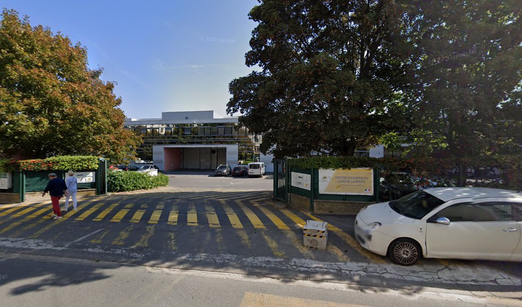Retrouvez toutes les informations de contacts et horaires d&rsquo;ouverture pour La Poste Espace Clients Pro VILLEJUIF PDC1 situé à Villejuif dans le département Val-de-Marne (94). Pour effectuer envoyer vos colis (colissimo, chronopost, suivi colis), une gestion bancaire (banque postal, French [&hellip;]