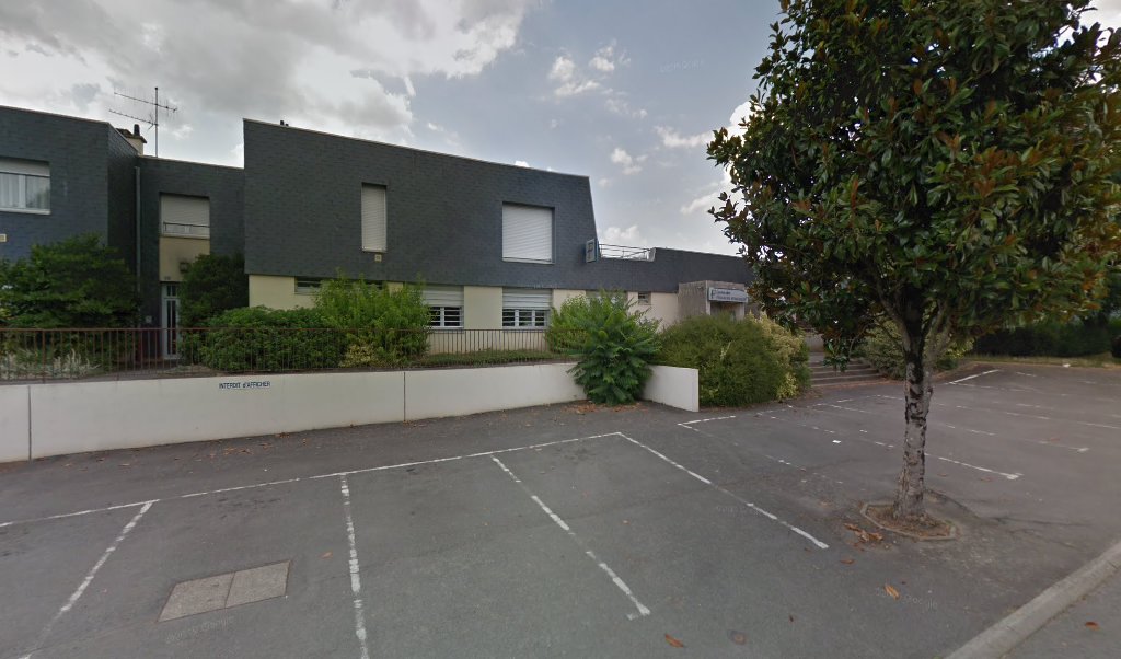 Retrouvez toutes les informations de contacts et horaires d&rsquo;ouverture pour La Poste GUEMENE PENFAO situé à Guemene penfao dans le département Loire-Atlantique (44). Pour effectuer envoyer vos colis (colissimo, chronopost, suivi colis), une gestion bancaire (banque postal, French Bank), votre [&hellip;]