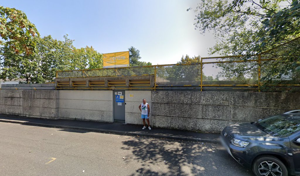 Retrouvez toutes les informations de contacts et horaires d&rsquo;ouverture pour La Poste Espace Clients Pro PAU PORTE DES PYRENEES PPDC situé à Pau dans le département Pyrénées Atlantiques (64). Pour effectuer envoyer vos colis (colissimo, chronopost, suivi colis), une gestion [&hellip;]