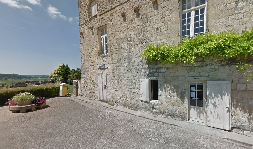 Retrouvez toutes les informations de contacts et horaires d&rsquo;ouverture pour La Poste Agence Communale PUJOLS Mairie situé à Pujols dans le département Gironde (33). Pour effectuer envoyer vos colis (colissimo, chronopost, suivi colis), une gestion bancaire (banque postal, French Bank), [&hellip;]