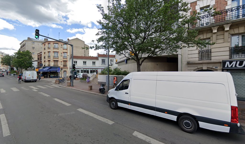 Retrouvez toutes les informations de contacts et horaires d&rsquo;ouverture pour La Poste SAINT OUEN PRINCIPAL situé à St ouen dans le département Seine-Saint-Denis (93). Pour effectuer envoyer vos colis (colissimo, chronopost, suivi colis), une gestion bancaire (banque postal, French Bank), [&hellip;]