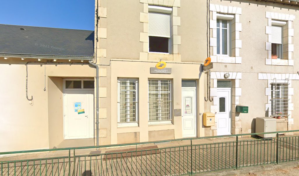 Retrouvez toutes les informations de contacts et horaires d&rsquo;ouverture pour La Poste Agence Communale SOMMIERES DU CLAIN Mairie situé à Sommieres du clain dans le département Vienne (86). Pour effectuer envoyer vos colis (colissimo, chronopost, suivi colis), une gestion bancaire [&hellip;]