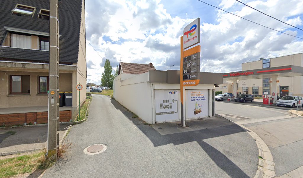 Retrouvez toutes les informations de contacts et horaires d&rsquo;ouverture pour Relais Pickup TOTAL situé à Desertines dans le département Allier (03). Pour effectuer envoyer vos colis (colissimo, chronopost, suivi colis), une gestion bancaire (banque postal, French Bank), votre courrier (suivi [&hellip;]