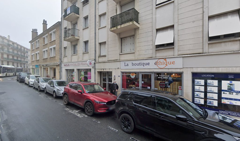 Retrouvez toutes les informations de contacts et horaires d&rsquo;ouverture pour Relais Pickup LA BOUTIQUE ETHIQUE situé à Poitiers dans le département Vienne (86). Pour effectuer envoyer vos colis (colissimo, chronopost, suivi colis), une gestion bancaire (banque postal, French Bank), votre [&hellip;]