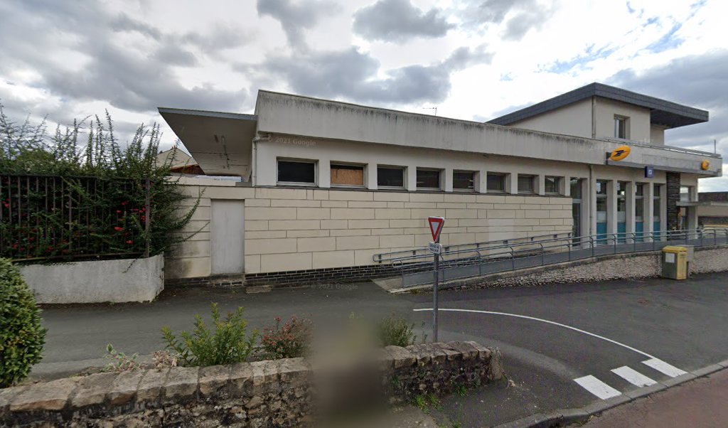 Retrouvez toutes les informations de contacts et horaires d&rsquo;ouverture pour La Poste DURTAL situé à Durtal dans le département Maine-et-Loire (49). Pour effectuer envoyer vos colis (colissimo, chronopost, suivi colis), une gestion bancaire (banque postal, French Bank), votre courrier (suivi [&hellip;]