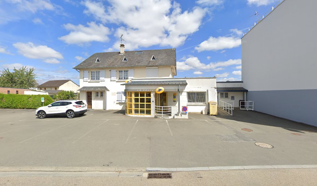 Retrouvez toutes les informations de contacts et horaires d&rsquo;ouverture pour La Poste BONCHAMP LES LAVAL situé à Bonchamp les laval dans le département Mayenne (53). Pour effectuer envoyer vos colis (colissimo, chronopost, suivi colis), une gestion bancaire (banque postal, French [&hellip;]