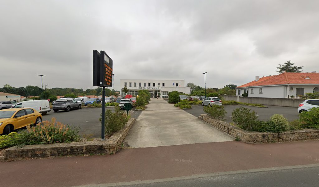 Retrouvez toutes les informations de contacts et horaires d&rsquo;ouverture pour La Poste Agence Communale LE BIGNON Mairie situé à Le bignon dans le département Loire-Atlantique (44). Pour effectuer envoyer vos colis (colissimo, chronopost, suivi colis), une gestion bancaire (banque postal, [&hellip;]