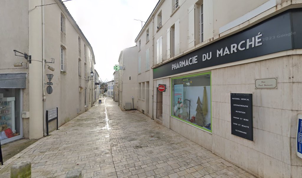 Retrouvez toutes les informations de contacts et horaires d&rsquo;ouverture pour Relais Pickup LE SHOP situé à Surgeres dans le département Charente-Maritime (17). Pour effectuer envoyer vos colis (colissimo, chronopost, suivi colis), une gestion bancaire (banque postal, French Bank), votre courrier [&hellip;]