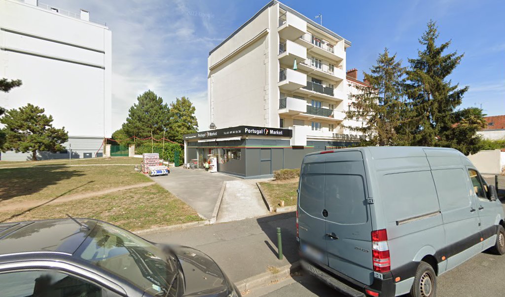 Retrouvez toutes les informations de contacts et horaires d&rsquo;ouverture pour Relais Pickup PORTUGAL MARKET situé à Neuilly sur marne dans le département Seine-Saint-Denis (93). Pour effectuer envoyer vos colis (colissimo, chronopost, suivi colis), une gestion bancaire (banque postal, French Bank), [&hellip;]