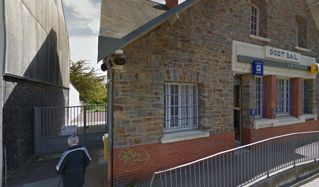 Retrouvez toutes les informations de contacts et horaires d&rsquo;ouverture pour La Poste PORTBAIL situé à Portbail dans le département Manche (50). Pour effectuer envoyer vos colis (colissimo, chronopost, suivi colis), une gestion bancaire (banque postal, French Bank), votre courrier (suivi [&hellip;]