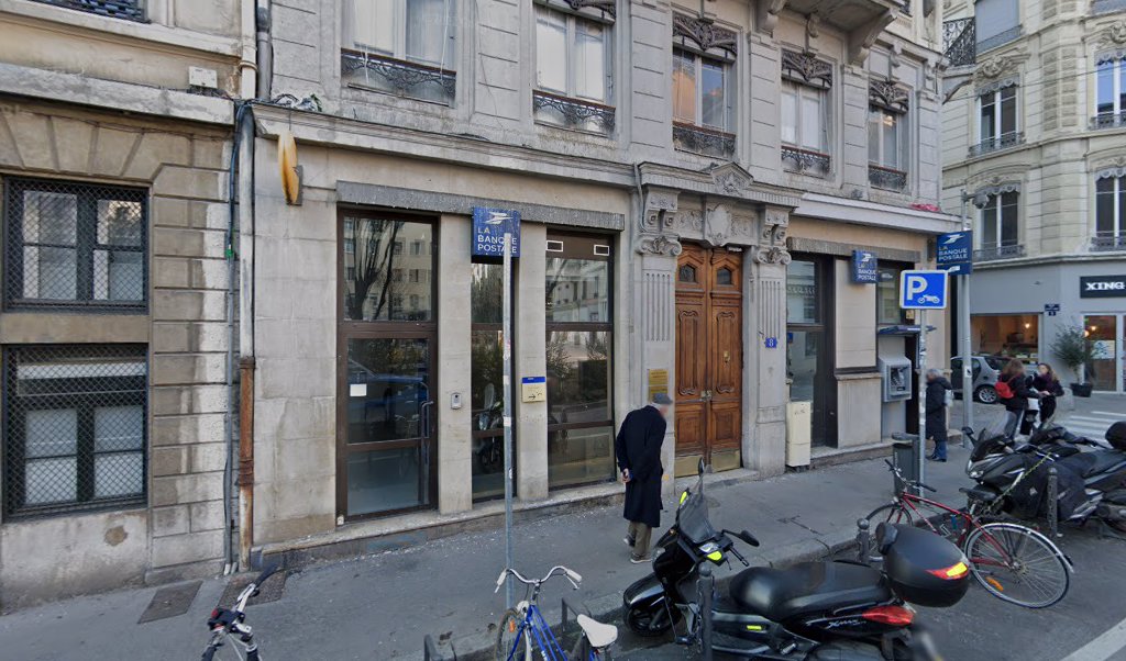 Retrouvez toutes les informations de contacts et horaires d&rsquo;ouverture pour La Poste LYON AMPERE situé à Lyon dans le département Rhône (69). Pour effectuer envoyer vos colis (colissimo, chronopost, suivi colis), une gestion bancaire (banque postal, French Bank), votre courrier [&hellip;]