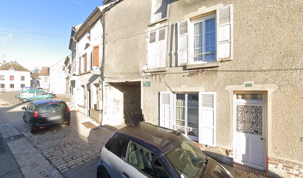 Retrouvez toutes les informations de contacts et horaires d&rsquo;ouverture pour La Poste Agence Communale CORMEILLES EN VEXIN Mairie situé à Cormeilles en vexin dans le département Val-D&rsquo;Oise (95). Pour effectuer envoyer vos colis (colissimo, chronopost, suivi colis), une gestion bancaire [&hellip;]