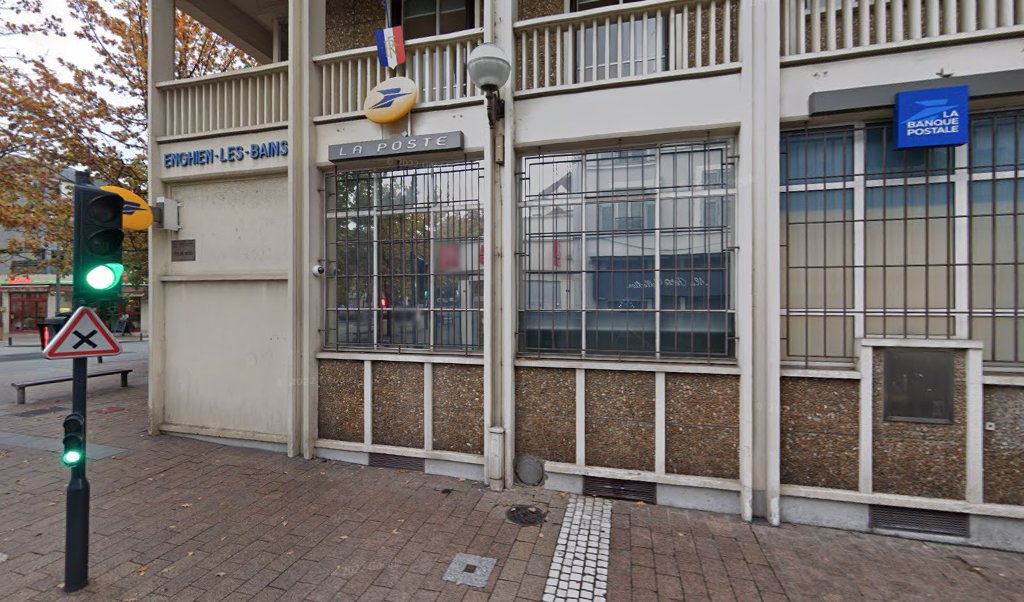Retrouvez toutes les informations de contacts et horaires d&rsquo;ouverture pour La Poste ENGHIEN LES BAINS situé à Enghien les bains dans le département Val-D&rsquo;Oise (95). Pour effectuer envoyer vos colis (colissimo, chronopost, suivi colis), une gestion bancaire (banque postal, French [&hellip;]
