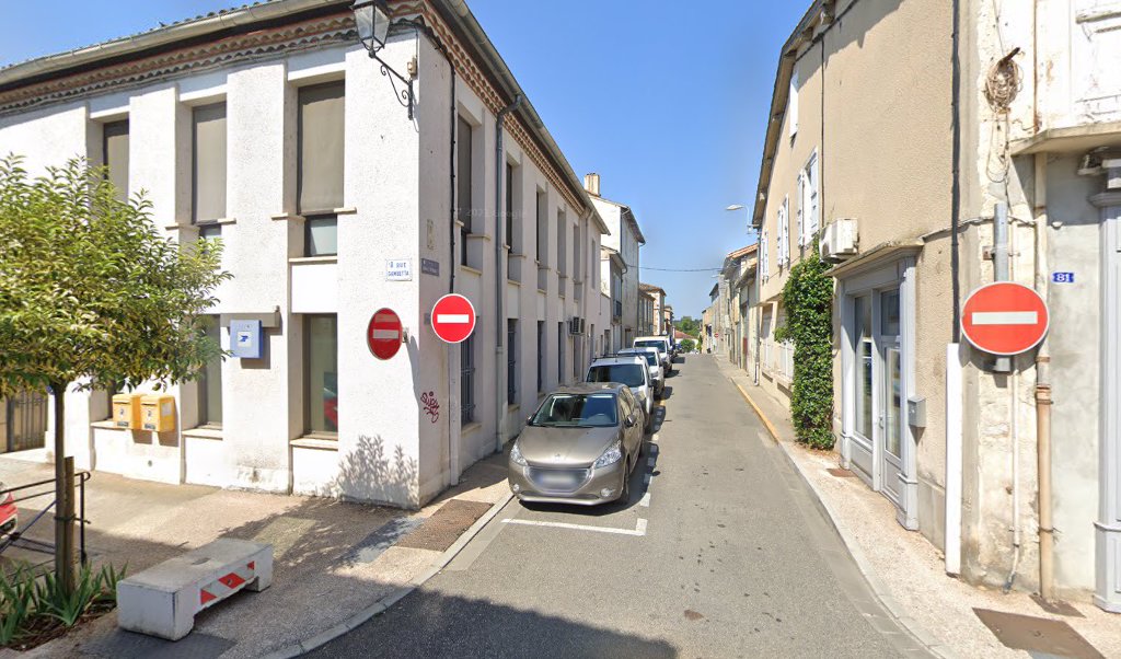 Retrouvez toutes les informations de contacts et horaires d&rsquo;ouverture pour La Poste FLEURANCE situé à Fleurance dans le département Gers (32). Pour effectuer envoyer vos colis (colissimo, chronopost, suivi colis), une gestion bancaire (banque postal, French Bank), votre courrier (suivi [&hellip;]