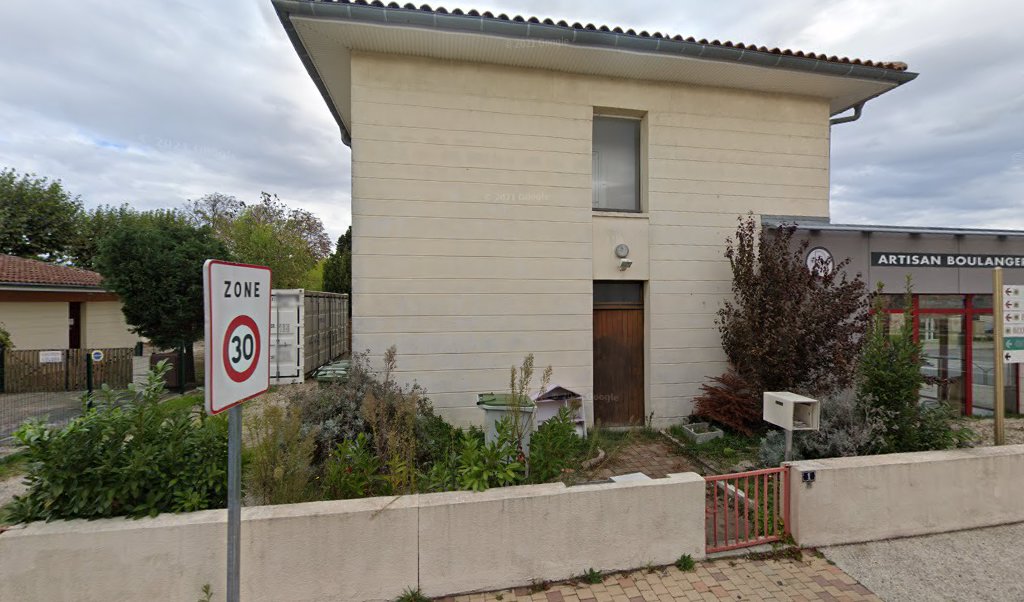 Retrouvez toutes les informations de contacts et horaires d&rsquo;ouverture pour La Poste LUDON MEDOC situé à Ludon medoc dans le département Gironde (33). Pour effectuer envoyer vos colis (colissimo, chronopost, suivi colis), une gestion bancaire (banque postal, French Bank), votre [&hellip;]